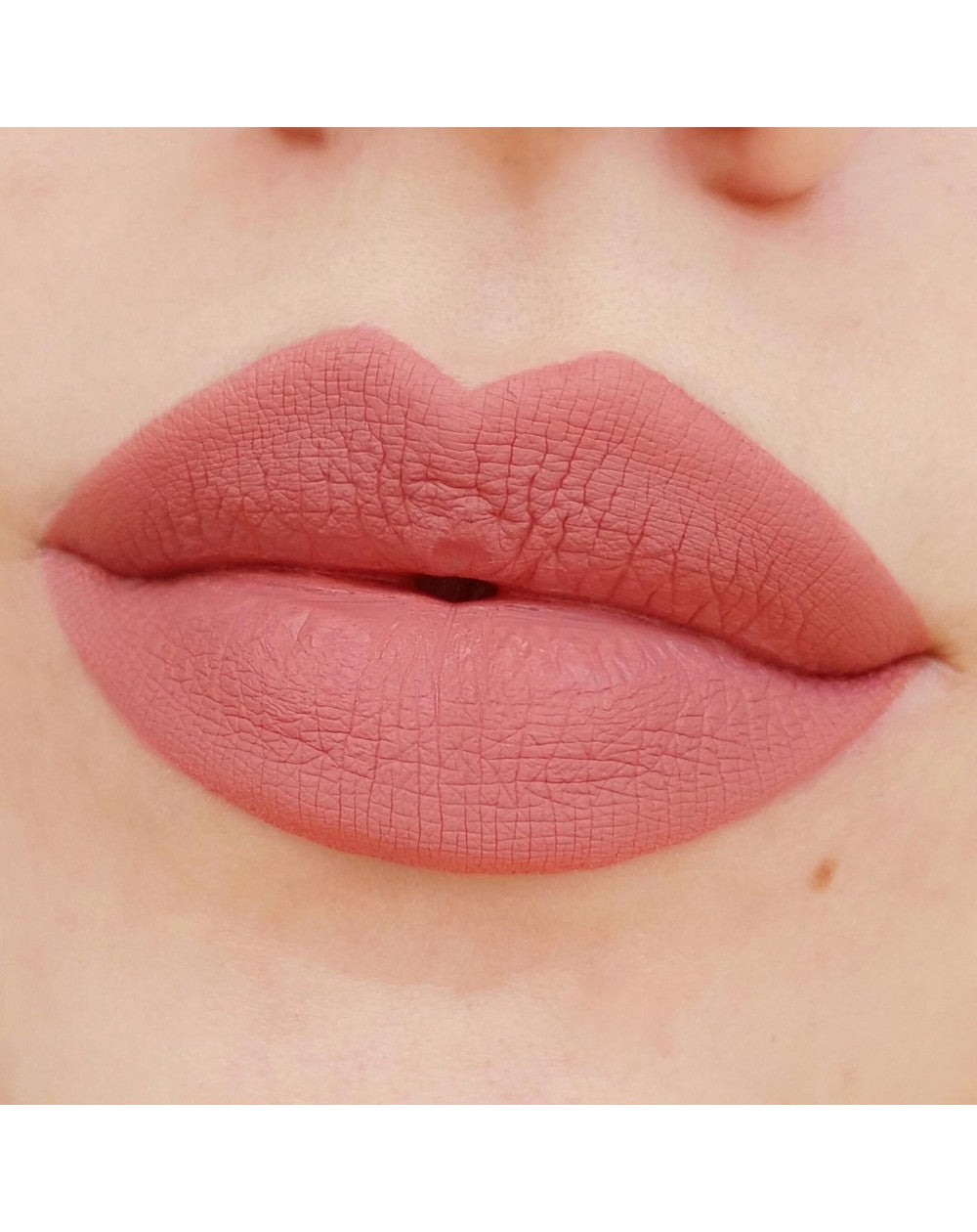 Astra Hypnotize Liquid Lipstick No Transfer - RossoLaccaStore