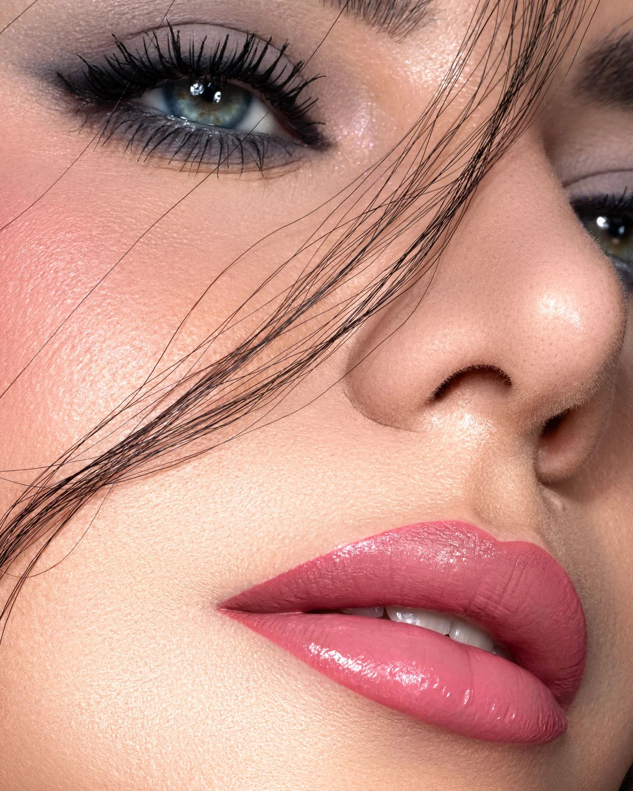 Astra Lip Bondage Rossetto Liquido Effetto Vinilico PROMO - RossoLaccaStore