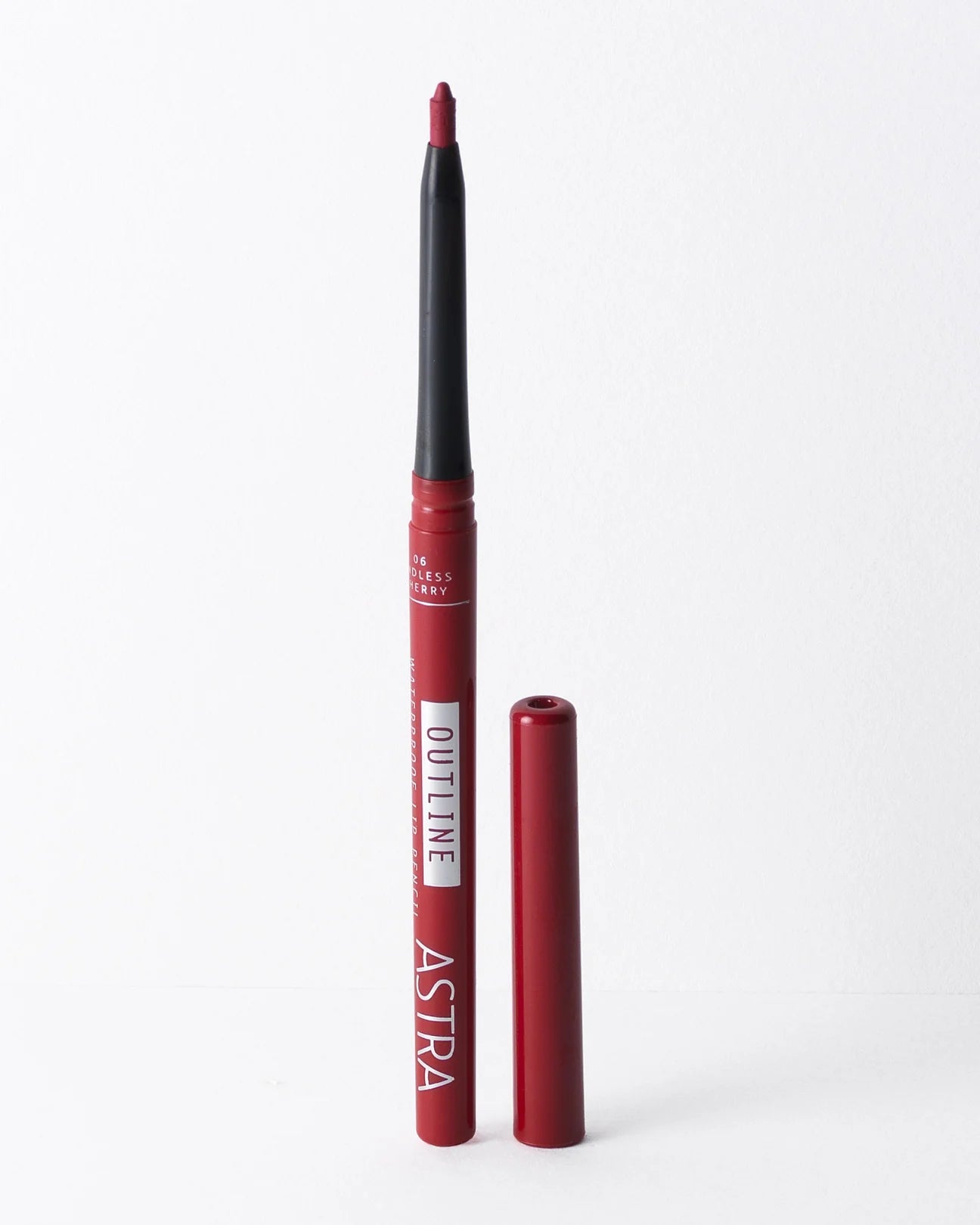 Astra Outline Waterproof Lip Pencil - Matita Labbra Waterproof 06 | RossoLacca